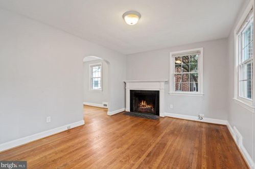 4620 Q St, Washington, DC 20007-2538