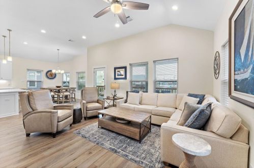 25255 Sausalito Dr, Galveston TX  77554-6910 exterior