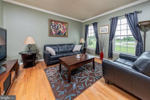 1 Helen Lois Ct, Pilesgrove NJ  08098-2639 exterior