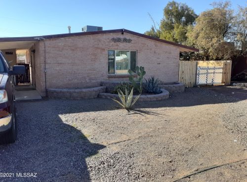 2769 Haskell Dr, Tucson, AZ 85716-2325
