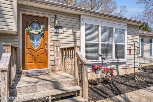 200 Snipe Rd, Lacey Township, NJ 08734-1720