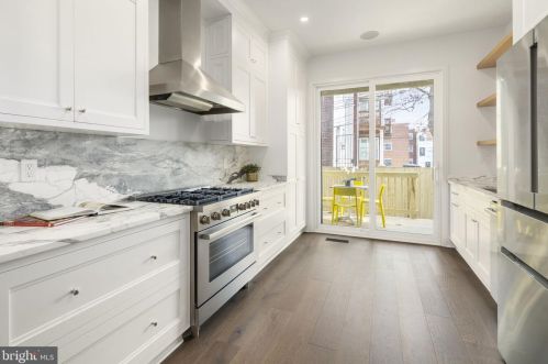 3125 11th St, Washington DC  20010-2401 exterior