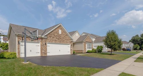5595 Deergrass Ct, Darbydale, OH 43123-6501