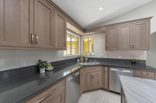 957 Lorne Way, Sunnyvale CA 94087-4916 exterior