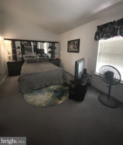 19 Tyler Ln, Berlin Boro NJ  08009-9463 exterior