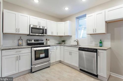 1611 18th St, Philadelphia PA  19145-1402 exterior