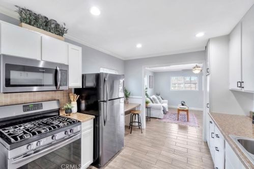 12029 Hayford St, Norwalk CA  90650-6611 exterior