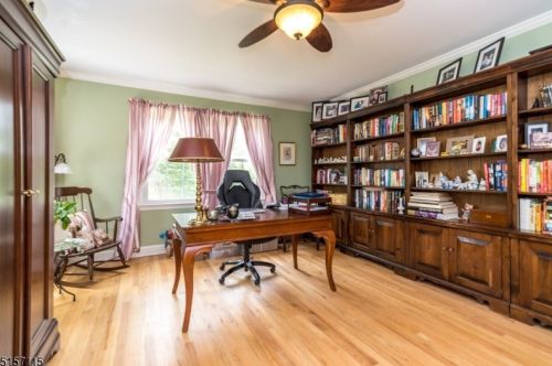 6 Cheryle Way, Annandale NJ  08801-3416 exterior