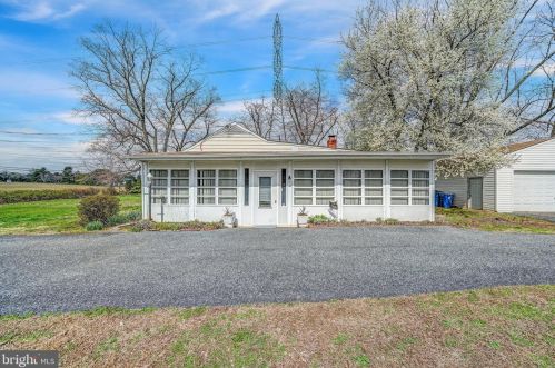 1527 Bear Corbitt Rd, Bear DE  19701-1529 exterior