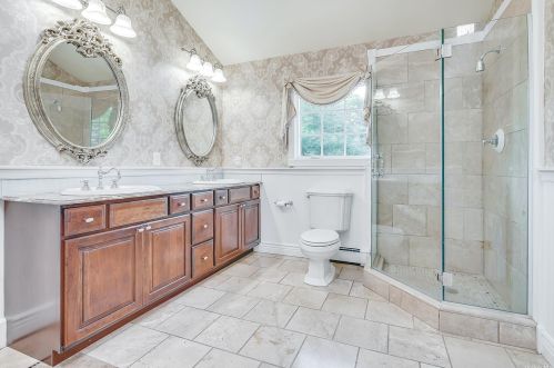 15 Frost Valley Rd, Mount Sinai NY  11766-1401 exterior