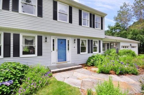 5 Longview Dr, East Granby, CT 06026-9797
