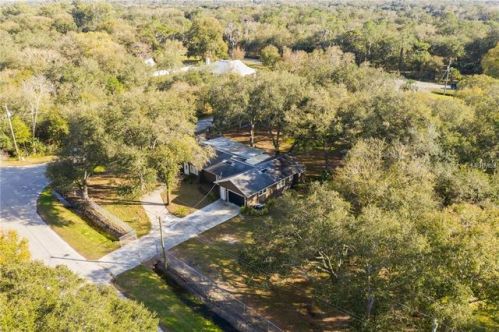 9725 Lorrayne Rd, Riverview, FL 33578-5029