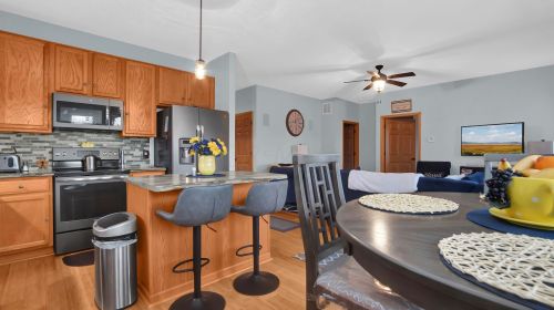 657 Riddler Ridge Dr, Blacklick OH  43004-7158 exterior