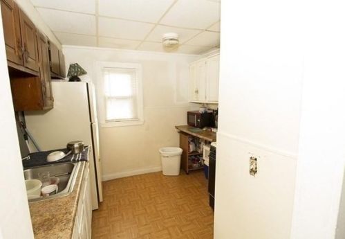 262 Wilbur St, Fall River MA  02724-3242 exterior