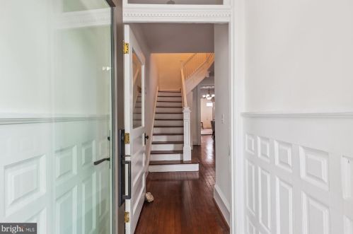 3211 11th St, Washington, DC 20010-2403