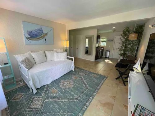 350 5th Ave, Delray Beach FL  33483-5209 exterior