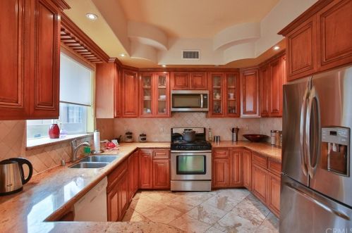 8816 Elston Ave, Downey CA  90240-2225 exterior