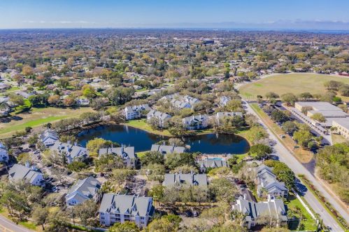 3275 Haviland Ct, Palm Harbor FL  34684-1888 exterior