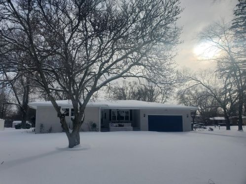 2435 57th Pl, Gary, IN 46410-2111