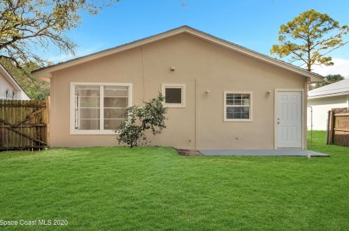 56 45 Ave, Vero Beach FL 32966-2840 exterior