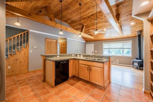 3 Robin St, Waterford CT  06385-2111 exterior