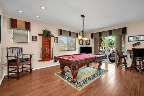 1333 175th Way, Hollywood FL  33029-4824 exterior