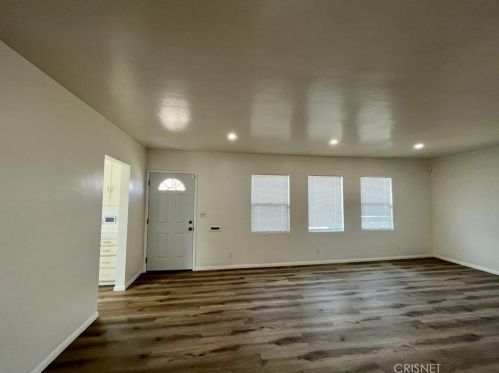 2802 Q St, Bakersfield, CA 93301-2550