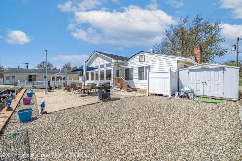 1032 Orlando Dr, Lacey NJ  08731-5510 exterior