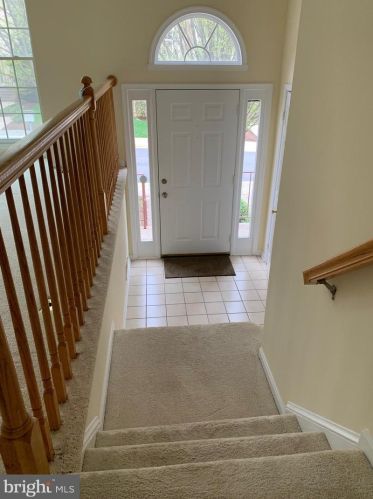 2136 Kings Garden Way, Falls Church VA  22043-2592 exterior