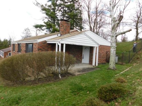2739 Locust Dr, Pittsburgh, PA 15241-1922