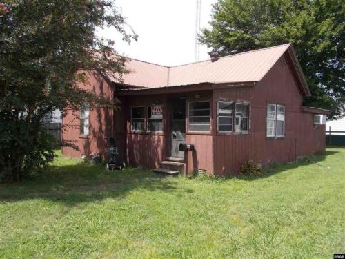 806 Johnson St, Hickman, KY 42050-1149