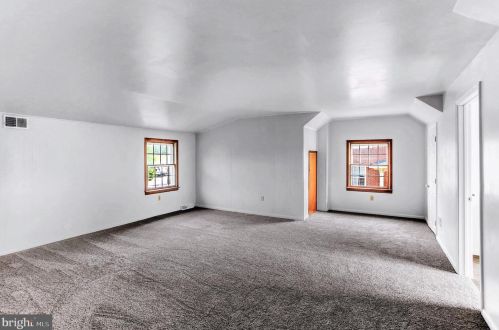 822 Broadway, Hanover PA  17331-2015 exterior