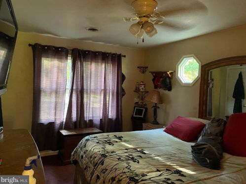 8301 Seays Rd, Spotsylvania VA  22551-3427 exterior