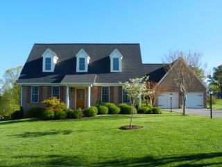 48 Par Five Ln, Hardy, VA 24101-2654