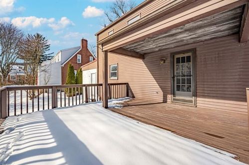 125 Kenmont Ave, New Kensington PA  15068-2927 exterior