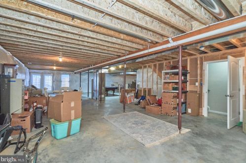 1201 Happy Ridge Dr, Front Royal VA  22630 exterior