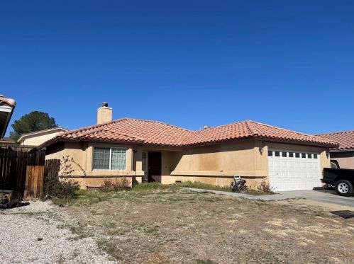 13198 Butte Ave, Victorville, CA 92395-9504