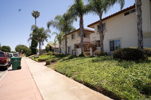 1449-1455 Felspar St, San Diego, CA 92109-3059