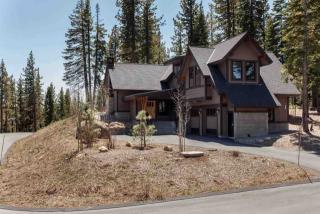 10795 Passage Pl, Truckee CA  96161-3903 exterior