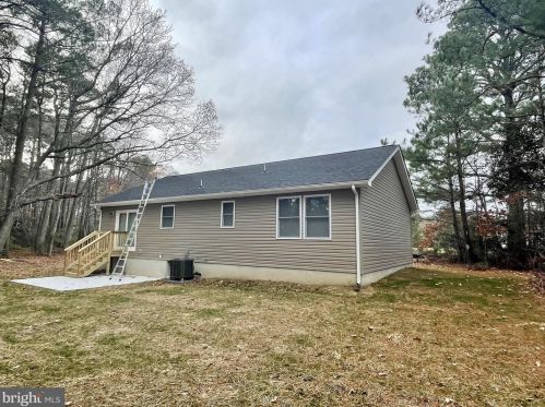 22 Currioman Ct, Montross VA 22520-4107 exterior
