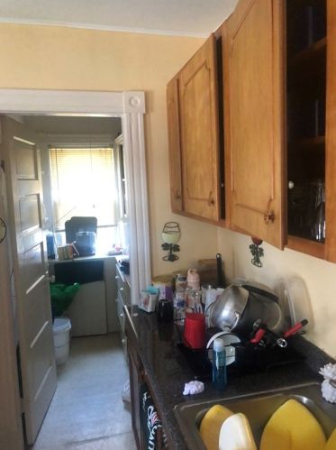 462 Springfield St, Chicopee MA 01013-2856 exterior