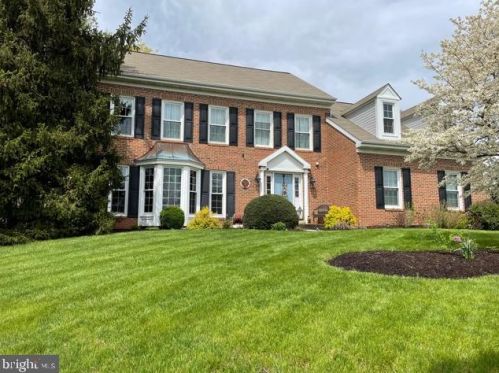 6301 Sweetbriar Dr, Fredericksburg, VA 22407-8323