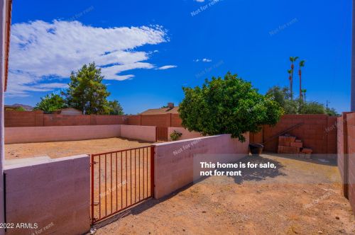 17648 17th St, Phoenix AZ  85022-2113 exterior