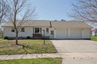 315 South St, Sutliff, IA 52253-9690