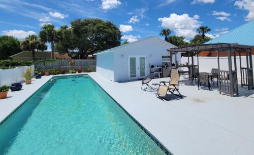 342 Euclid Ave, Daytona Beach FL  32118-3413 exterior