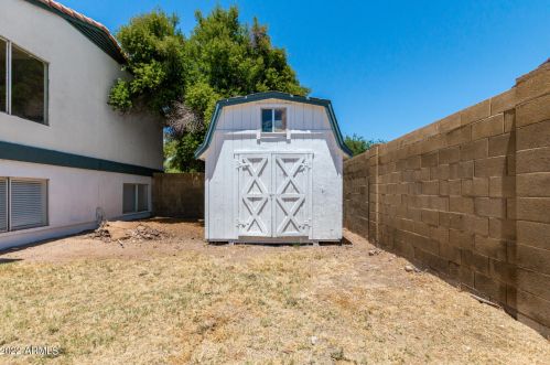 4913 Acoma Dr, Glendale AZ  85306-3828 exterior