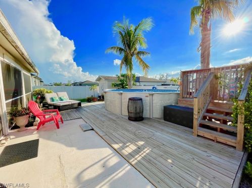 1910 20th Ave, Cape Coral, FL 33909-4779