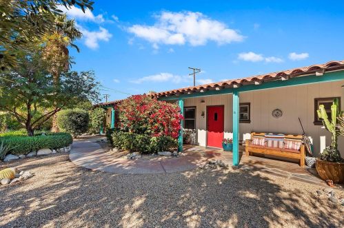 67658 Club House Dr, Desert Hot Springs CA  92241-7425 exterior