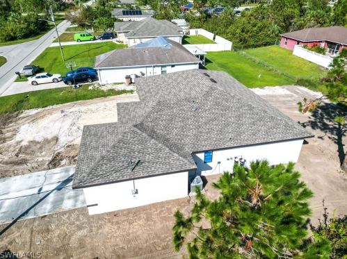 5216 Billings St, Lehigh Acres, FL 33971-6482