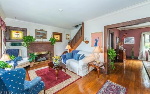 15 Floyd Rd, Verona NJ  07044-2521 exterior
